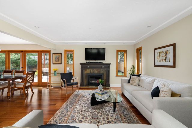 handsworth4 at 1091 Handsworth Road, Canyon Heights NV, North Vancouver