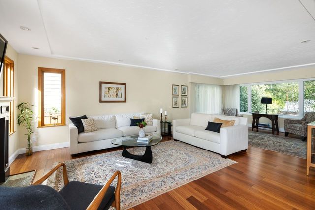 handsworth8 at 1091 Handsworth Road, Canyon Heights NV, North Vancouver