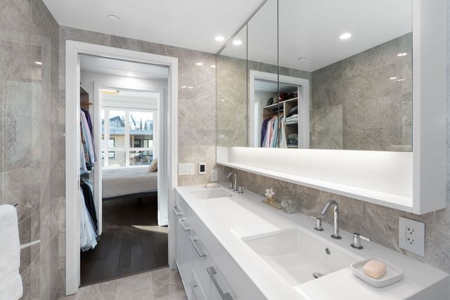 ridgewood14 at 213 - 1055 Ridgewood Drive, Canyon Heights NV, North Vancouver