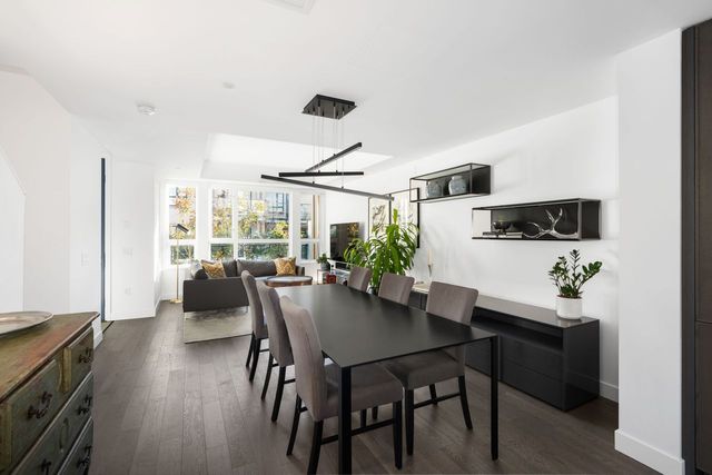 ridgewood4 at 213 - 1055 Ridgewood Drive, Canyon Heights NV, North Vancouver