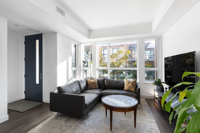 ridgewood6 at 213 - 1055 Ridgewood Drive, Canyon Heights NV, North Vancouver