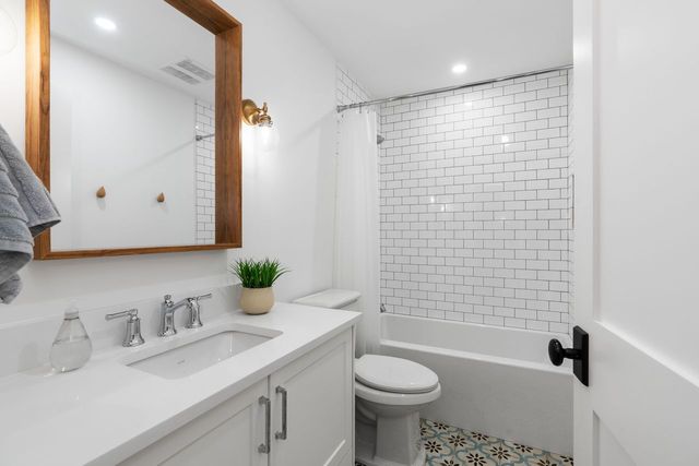 wolfe33 at 1978 Wolfe Street, Central Lonsdale, North Vancouver