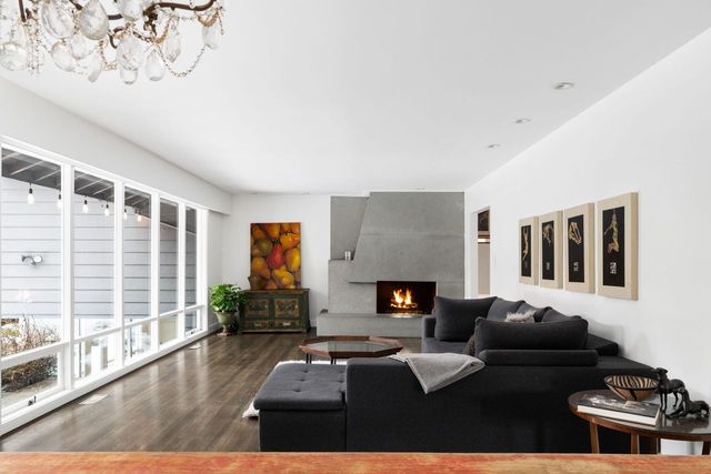 sunset7 at 4211 Sunset Boulevard, Canyon Heights NV, North Vancouver