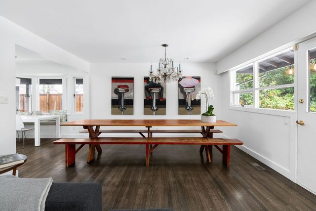 sunset8 at 4211 Sunset Boulevard, Canyon Heights NV, North Vancouver