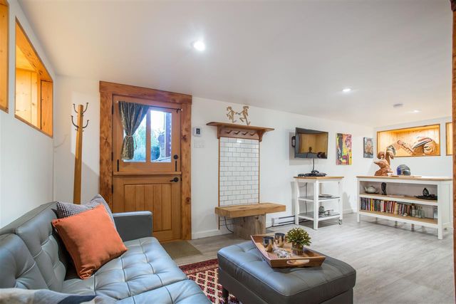 lower26 at 654 Lower Crescent, Britannia Beach, Squamish