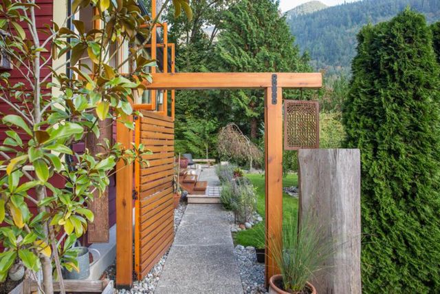 lower31 at 654 Lower Crescent, Britannia Beach, Squamish