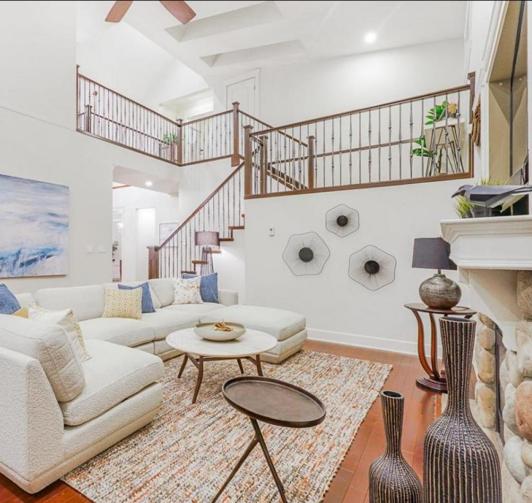 2640 Chesterfield Avenue, Upper Lonsdale, North Vancouver photo number 2