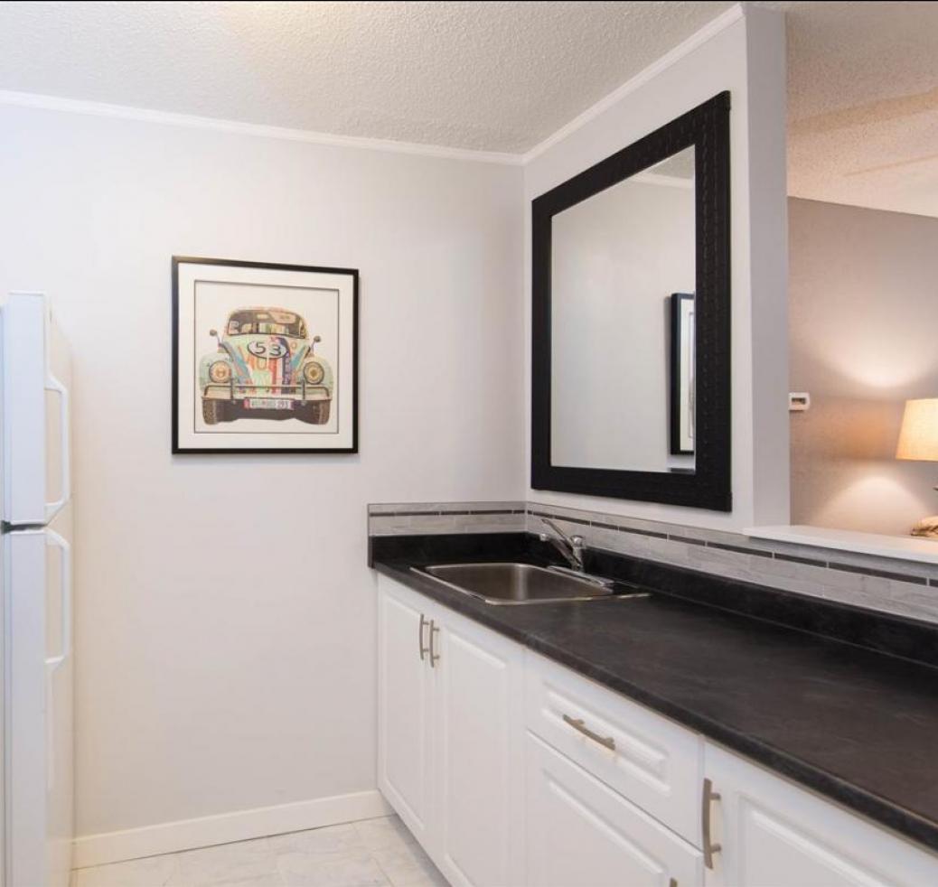 110 - 145 W 18th Street, Central Lonsdale, North Vancouver photo number 2