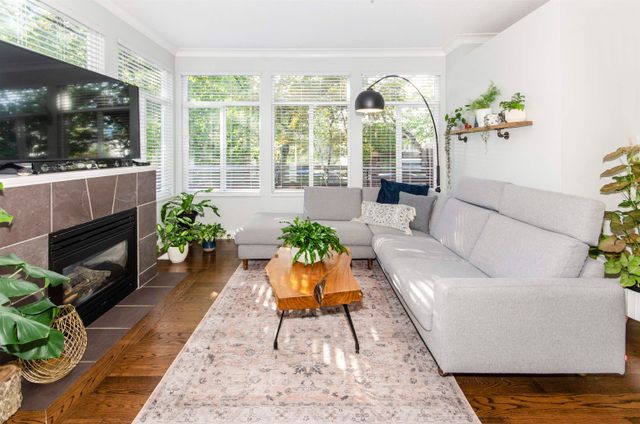 mews8 at 2520 Western Avenue, Upper Lonsdale, North Vancouver