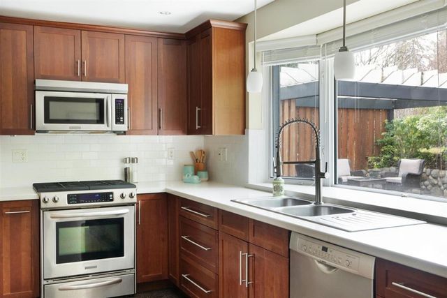 651-beachview-drive-dollarton-north-vancouver-16 at 651 Beachview Drive, Dollarton, North Vancouver