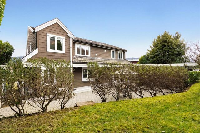 651-beachview-drive-dollarton-north-vancouver-31 at 651 Beachview Drive, Dollarton, North Vancouver