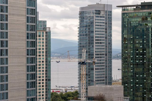 1550-alberni-street-west-end-vw-vancouver-west-24 at 1703 - 1550 Alberni Street, West End VW, Vancouver West 1550-alberni-street-west-end-vw-vancouver-west-24 at 1703 - 1550 Alberni Street, West End VW, Vancouver West