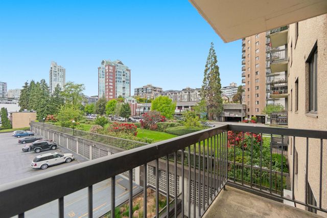 145-st-georges-avenue-lower-lonsdale-north-vancouver-29 at 202 - 145 St. Georges Avenue, Lower Lonsdale, North Vancouver