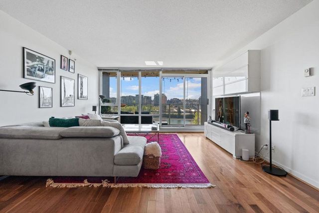 980-cooperage-way-yaletown-vancouver-west-03 at 801 - 980 Cooperage Way, Yaletown, Vancouver West 980-cooperage-way-yaletown-vancouver-west-03 at 801 - 980 Cooperage Way, Yaletown, Vancouver West