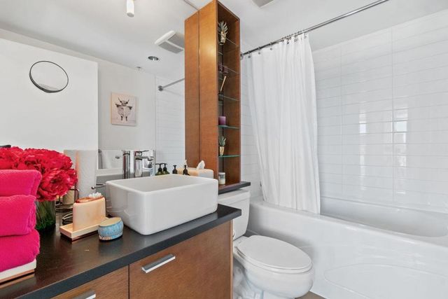 980-cooperage-way-yaletown-vancouver-west-13 at 801 - 980 Cooperage Way, Yaletown, Vancouver West 980-cooperage-way-yaletown-vancouver-west-13 at 801 - 980 Cooperage Way, Yaletown, Vancouver West