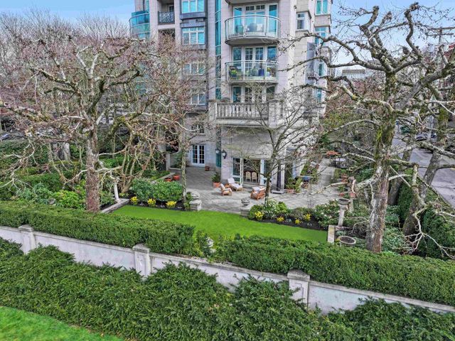 1596-w-14th-avenue-fairview-vw-vancouver-west-02 at 1B - 1596 W 14th Avenue, Fairview VW, Vancouver West 1596-w-14th-avenue-fairview-vw-vancouver-west-02 at 1B - 1596 W 14th Avenue, Fairview VW, Vancouver West