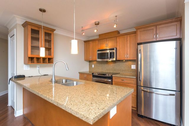 15357-roper-avenue-white-rock-south-surrey-white-rock-08 at 207 - 15357 Roper Avenue, White Rock, South Surrey White Rock