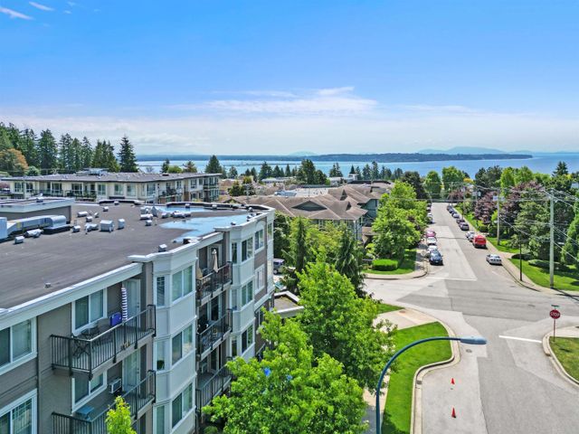 15357-roper-avenue-white-rock-south-surrey-white-rock-07 at 207 - 15357 Roper Avenue, White Rock, South Surrey White Rock