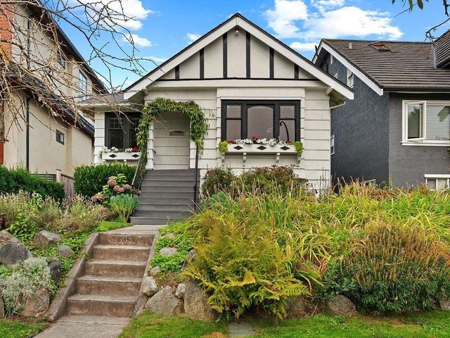 2865-w-33rd-avenue-mackenzie-heights-vancouver-west-02 at 2865 W 33rd Avenue, MacKenzie Heights, Vancouver West