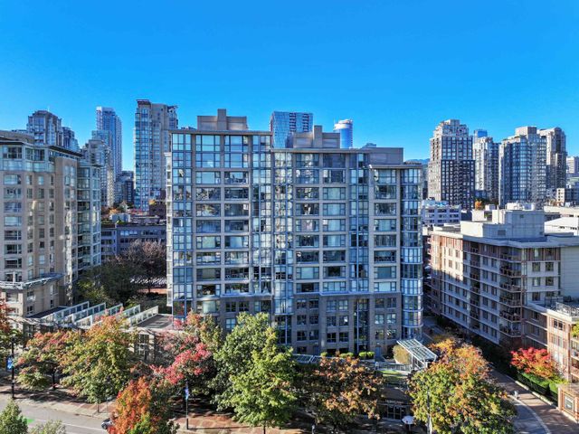 1177-pacific-boulevard-yaletown-vancouver-west-25 at 602 - 1177 Pacific Boulevard, Heart of Yaletown (Yaletown), Vancouver West
