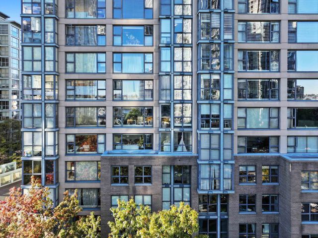 1177-pacific-boulevard-yaletown-vancouver-west-27 at 602 - 1177 Pacific Boulevard, Heart of Yaletown (Yaletown), Vancouver West