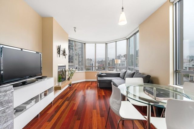 1005-beach-avenue-west-end-vw-vancouver-west-03 at 1206 - 1005 Beach Avenue, West End VW, Vancouver West 1005-beach-avenue-west-end-vw-vancouver-west-03 at 1206 - 1005 Beach Avenue, West End VW, Vancouver West