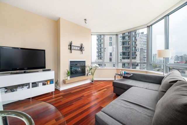 1005-beach-avenue-west-end-vw-vancouver-west-04 at 1206 - 1005 Beach Avenue, West End VW, Vancouver West