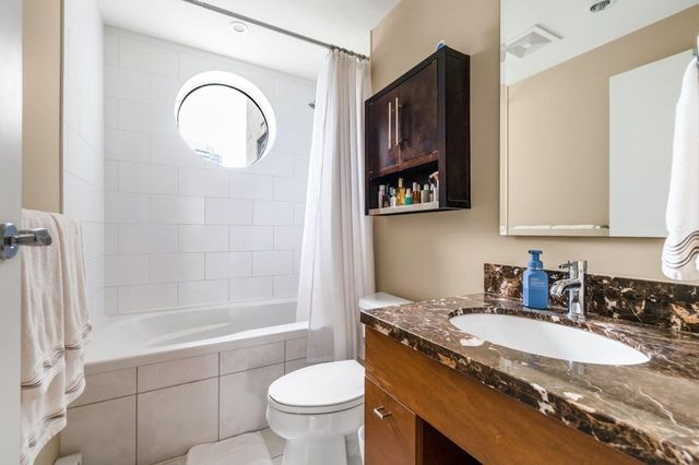 1005-beach-avenue-west-end-vw-vancouver-west-11 at 1206 - 1005 Beach Avenue, West End VW, Vancouver West 1005-beach-avenue-west-end-vw-vancouver-west-11 at 1206 - 1005 Beach Avenue, West End VW, Vancouver West