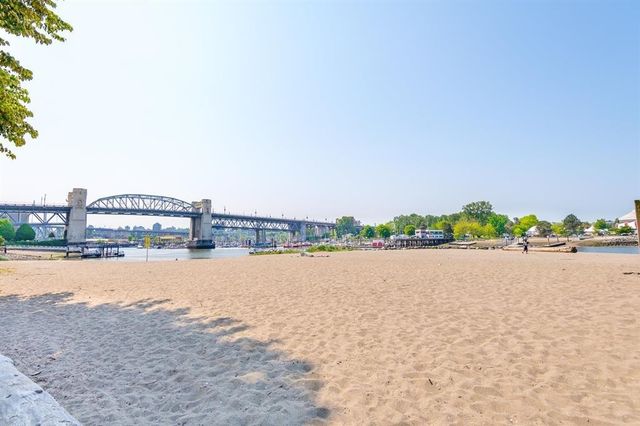 1005-beach-avenue-west-end-vw-vancouver-west-19 at 1206 - 1005 Beach Avenue, West End VW, Vancouver West 1005-beach-avenue-west-end-vw-vancouver-west-19 at 1206 - 1005 Beach Avenue, West End VW, Vancouver West