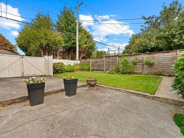 2865-w-33rd-avenue-mackenzie-heights-vancouver-west-35 at 2865 W 33rd Avenue, MacKenzie Heights, Vancouver West