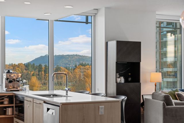 680-seylynn-crescent-lynnmour-north-vancouver-13 at 1003 - 680 Seylynn Crescent, Lynnmour, North Vancouver