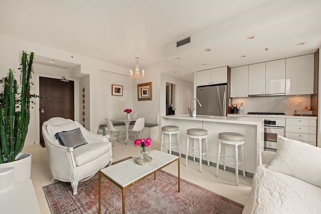 1005-beach-avenue-west-end-vw-vancouver-west-03 at 601 - 1005 Beach Avenue, West End VW, Vancouver West