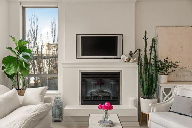 1005-beach-avenue-west-end-vw-vancouver-west-08 at 601 - 1005 Beach Avenue, West End VW, Vancouver West