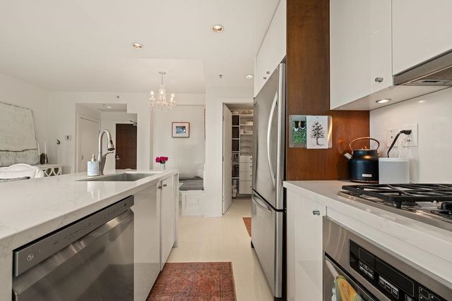 1005-beach-avenue-west-end-vw-vancouver-west-12 at 601 - 1005 Beach Avenue, West End VW, Vancouver West