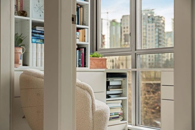 1005-beach-avenue-west-end-vw-vancouver-west-20 at 601 - 1005 Beach Avenue, West End VW, Vancouver West