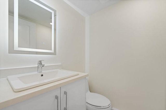 19477-72a-avenue-clayton-cloverdale-19 at 39 - 19477 72a Avenue, Clayton, Cloverdale