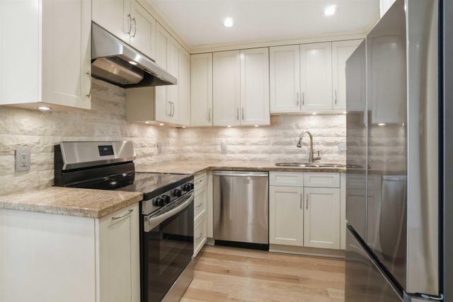 738-broughton-street-west-end-vw-vancouver-west-15 at 601 - 738 Broughton Street, West End VW, Vancouver West