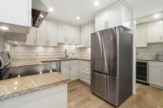 738-broughton-street-west-end-vw-vancouver-west-16 at 601 - 738 Broughton Street, West End VW, Vancouver West