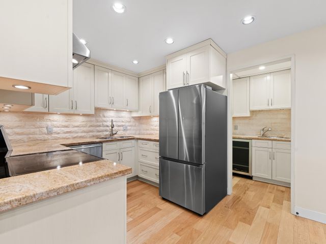 738-broughton-street-west-end-vw-vancouver-west-18 at 601 - 738 Broughton Street, West End VW, Vancouver West