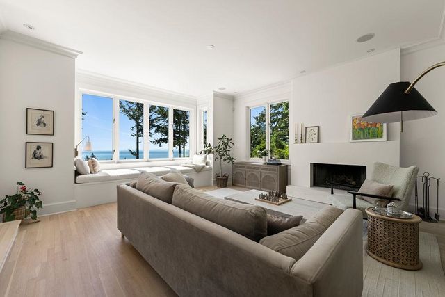 6180-candia-place-gleneagles-west-vancouver-24 at 6180 Candia Place, Gleneagles, West Vancouver