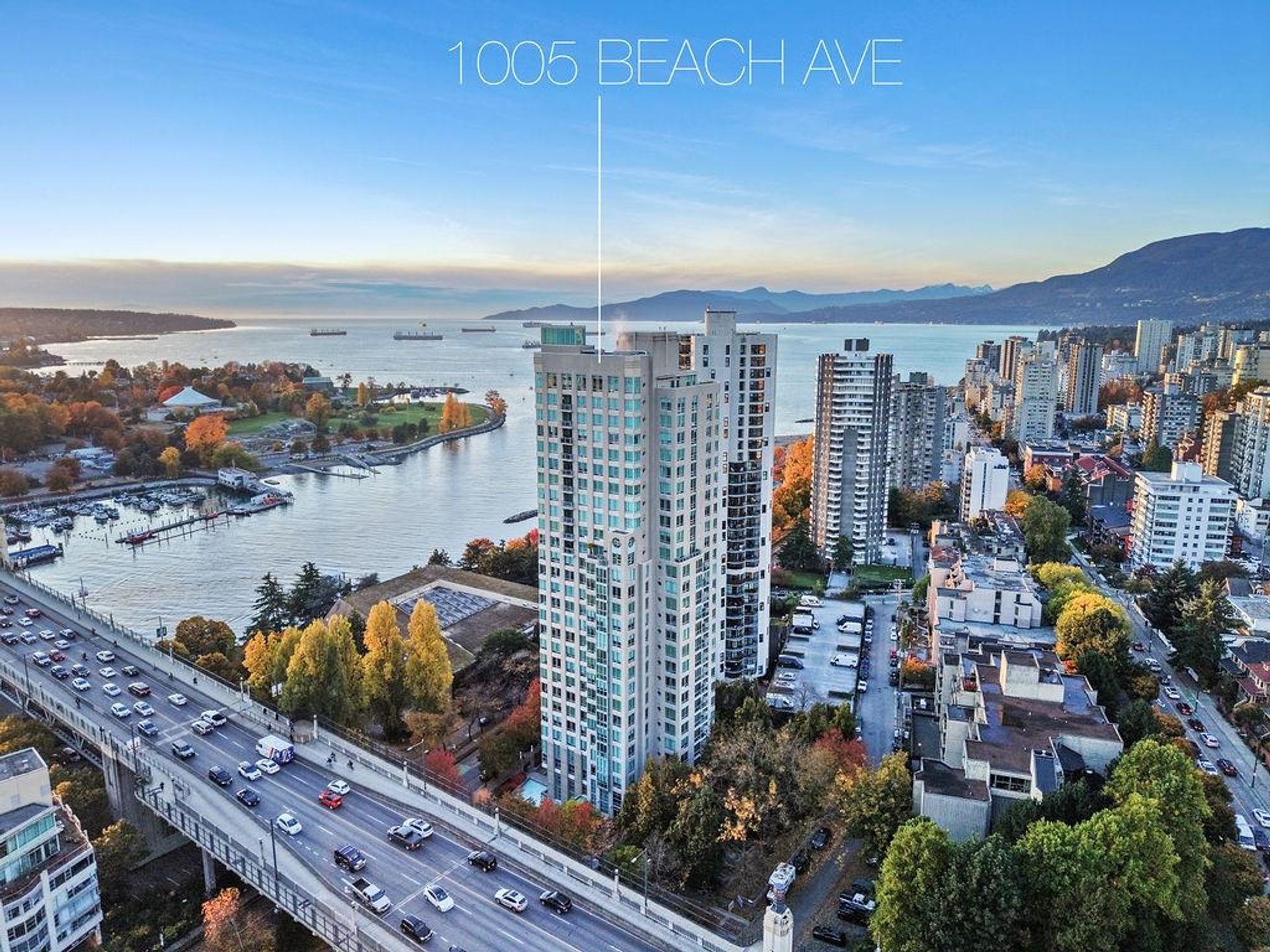 601 - 1005 Beach Avenue, West End VW, Vancouver West photo number 1
