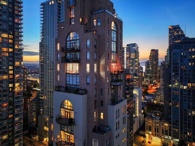 1280-richards-street-yaletown-vancouver-west-02 at 2600 - 1280 Richards Street, Heart of Yaletown (Yaletown), Vancouver West