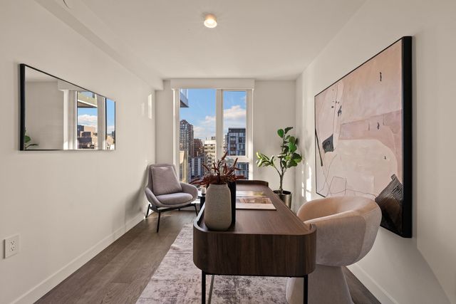 20-8x-on-the-park-1610-third-bedroom-office-window at 1610 - 1111 Richards Street, Vancouver West