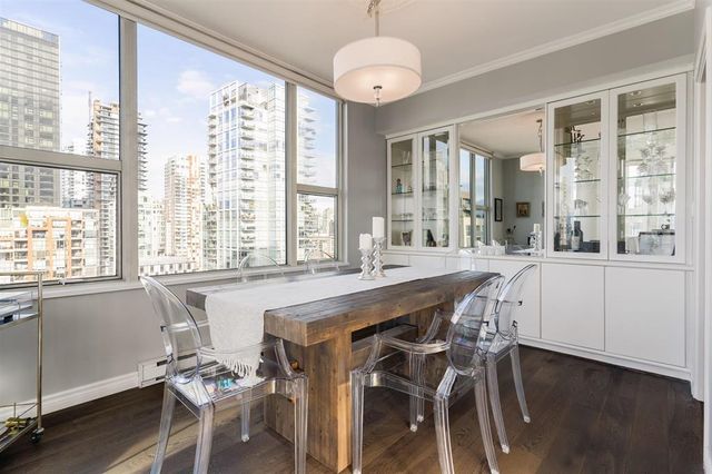 262650589-8 at 2203 - 1500 Hornby Street, Beach District, Vancouver West