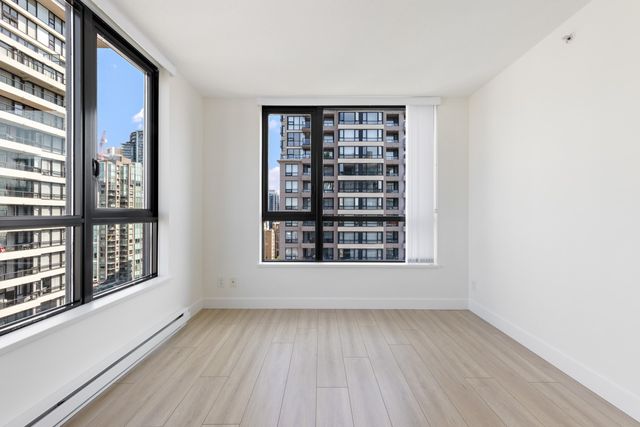 12 at 2502 - 977 Mainland Street, Heart of Yaletown, Vancouver West
