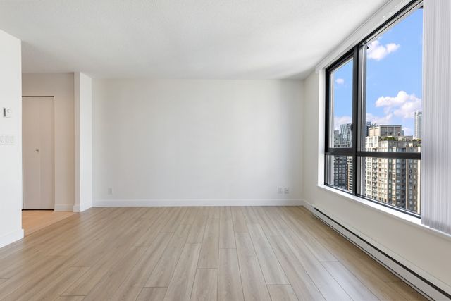 5 at 2502 - 977 Mainland Street, Heart of Yaletown, Vancouver West