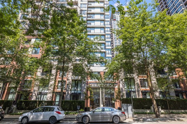 sr5_9915-web at 2502 - 977 Mainland Street, Heart of Yaletown, Vancouver West