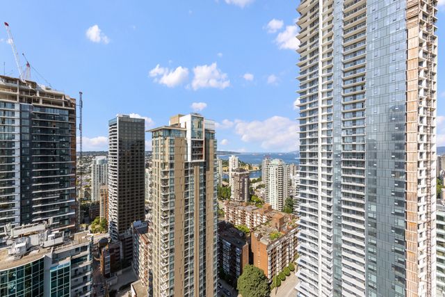 16 at 3401 - 1283 Howe Street, Yaletown North, Vancouver West