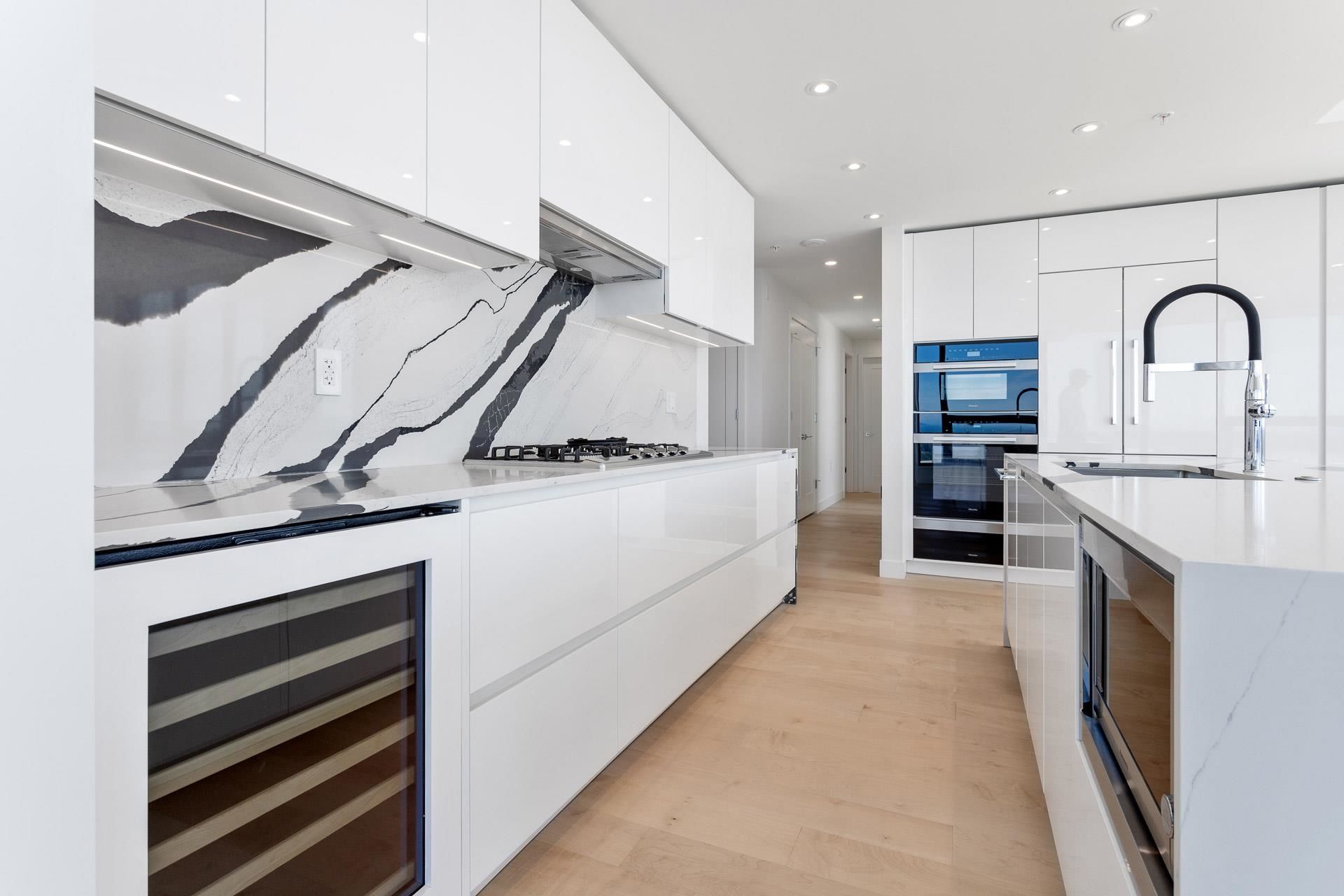 135-e-13th-street-central-lonsdale-north-vancouver-08 at 1602 - 135 E 13th Street, Central Lonsdale, North Vancouver