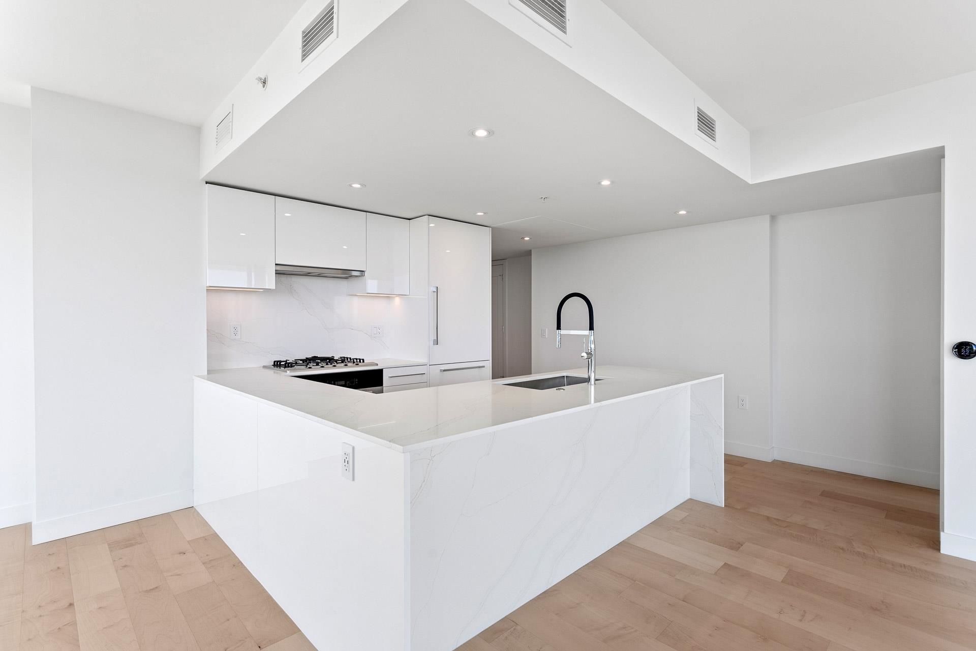 135-e-13th-street-central-lonsdale-north-vancouver-17 at 703 - 135 E 13th Street, Central Lonsdale, North Vancouver